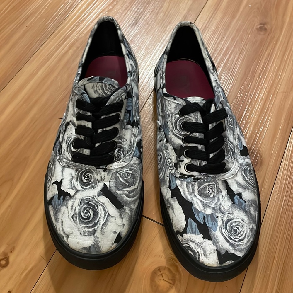 White Rose Sneakers